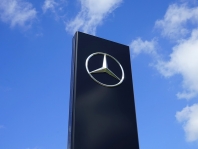 Daimler’s profit and revenue rose 