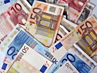 Euro decreases despite the positive report from ZEW