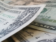 Dollar fell against major currencies