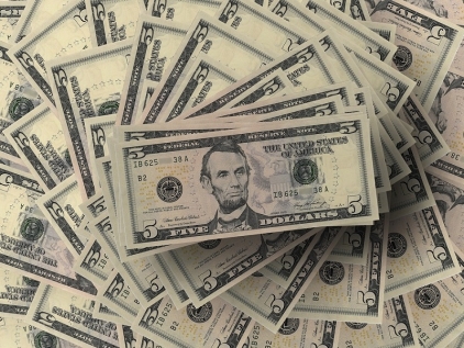 US dollar dropped from session highs