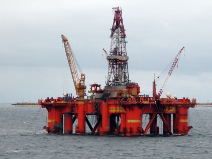 Oil prices go up in anticipation of the OPEC meeting