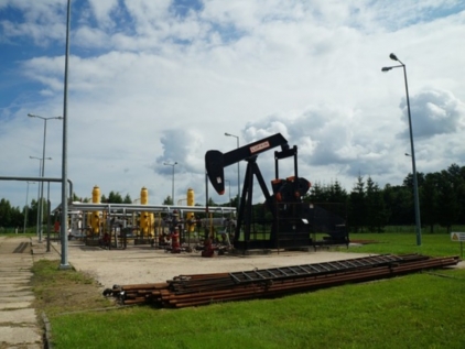 Crude oil futures – weekly review