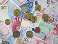 Euro fell on Greek default